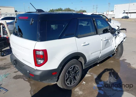 2025 Ford Bronco Sport Outer Banks z USA, uszkodzony, nr VIN 3FMCR9CNXSRE04517